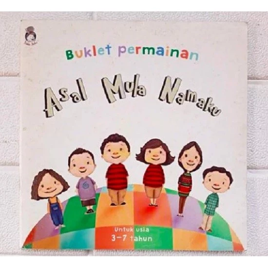 Aksesoris Buklet Asal Mula Namaku