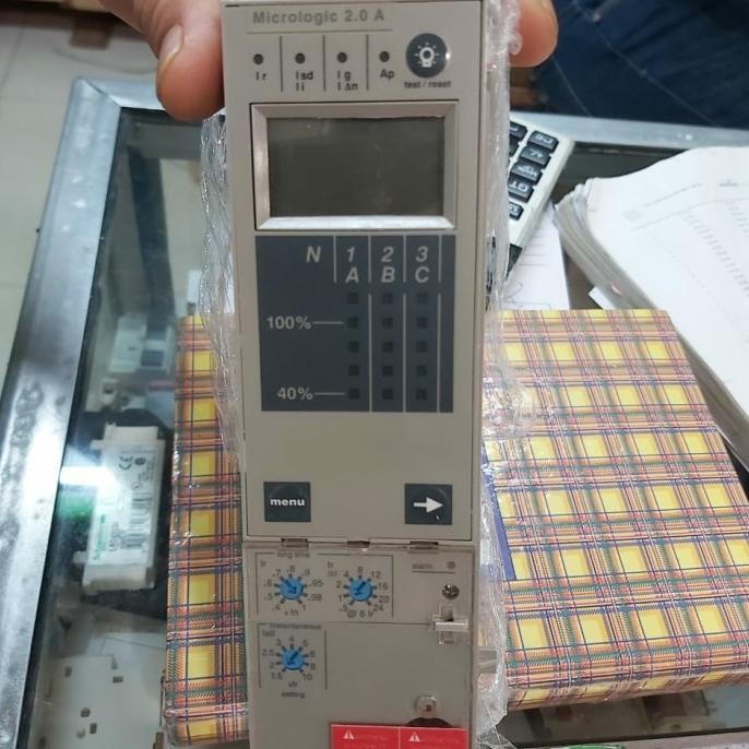 Jual MICROLOGIC 2.0 A MICROLOGIC 2.0A SCHNEIDER BUAT ACB ORIGINAL DAN ...