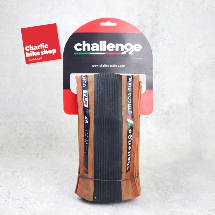 Challenge Strada Bianca TLR-VCL 700x36c Road Tyre in Black