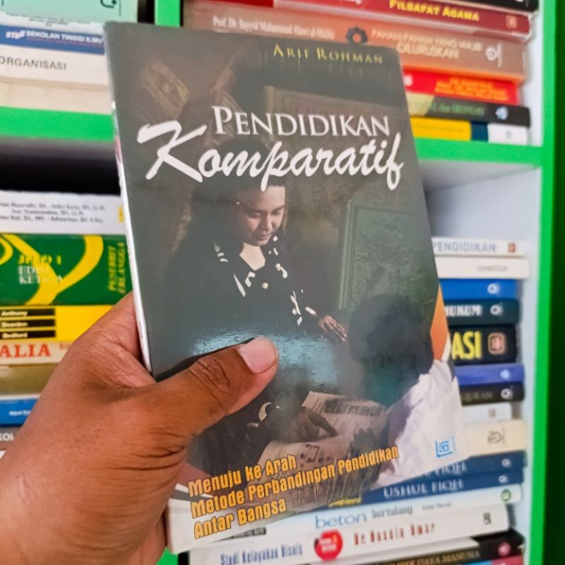 Jual (ORI) buku pendidikan komparatif menuju ke arah metode ...