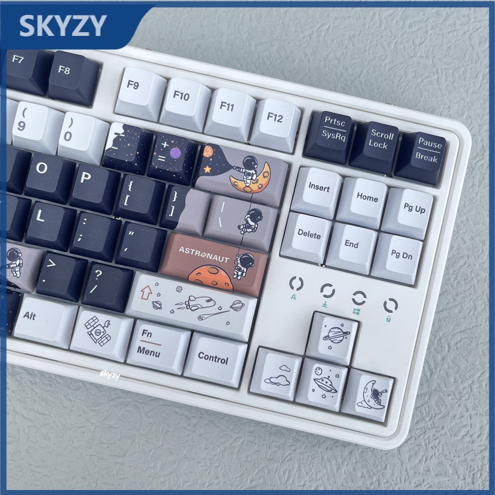 Jual 137 Kunci Keycaps Astronot Hitam Profil Ceri Anime Anime PBT ...