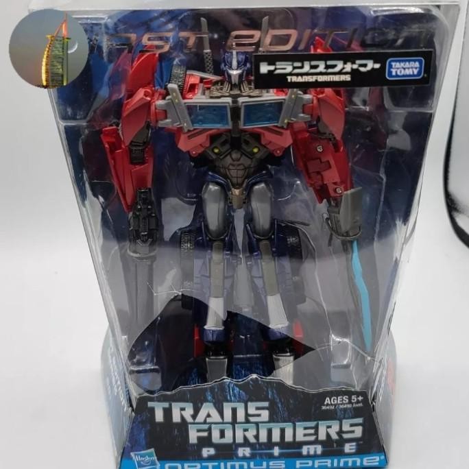 BotCon 2011 - First Looks at San Diego Comic-Con 2011 Exclusive Matrix Of Leadership Optimus Prime