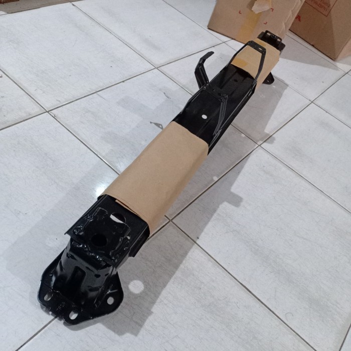 Jual Beam Comp / Tulang Bumper Brio 2013-2016 Original | Shopee Indonesia