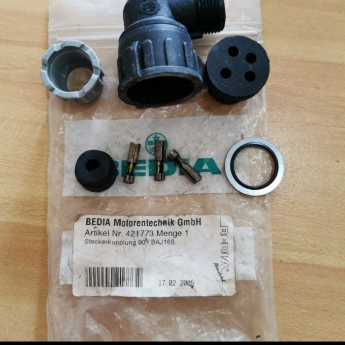 Jual BEBAS ONGKIR - SOCKET BEDIA SWITCH WATER LEVEL RADIATOR MAN ...