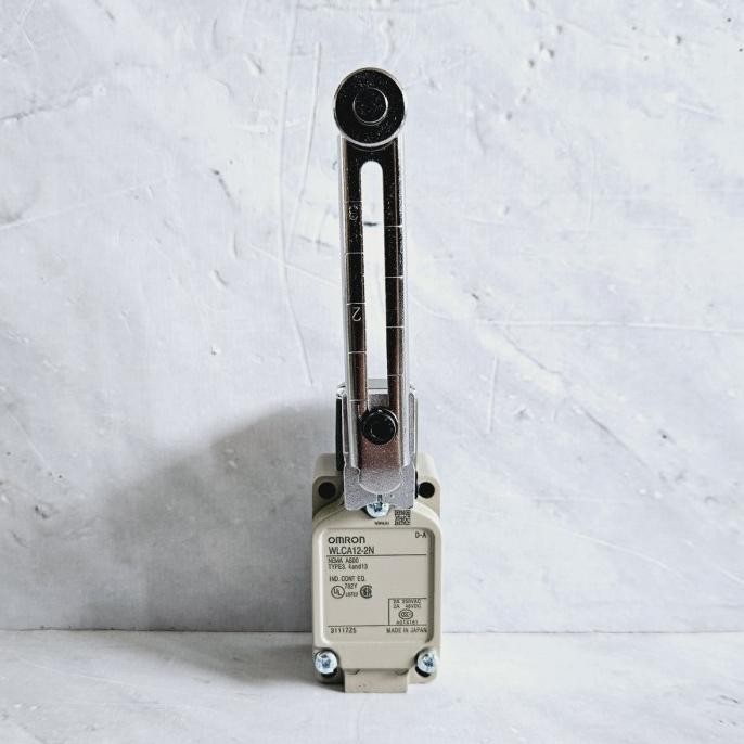 Interrupteur Fin De Course Omron WLCA12-2N Neuf, Pour Automatisme Et Machines