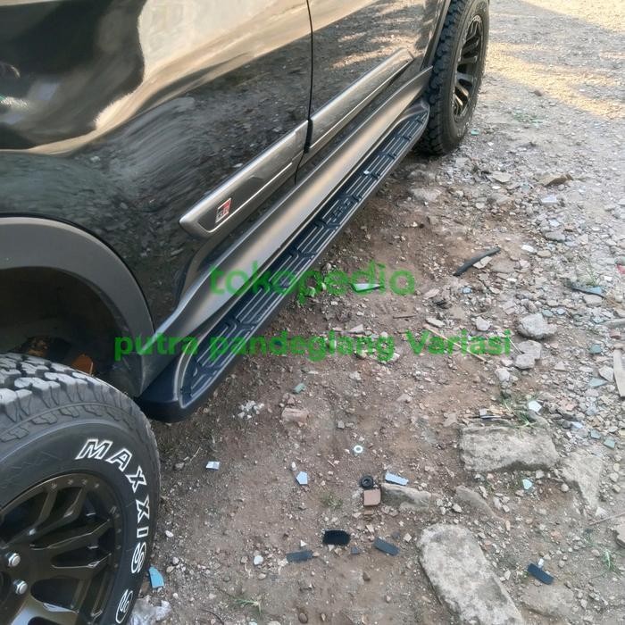 Jual Footstep Samping Mobil Toyota All New Rush Model Elegan Hitam ...