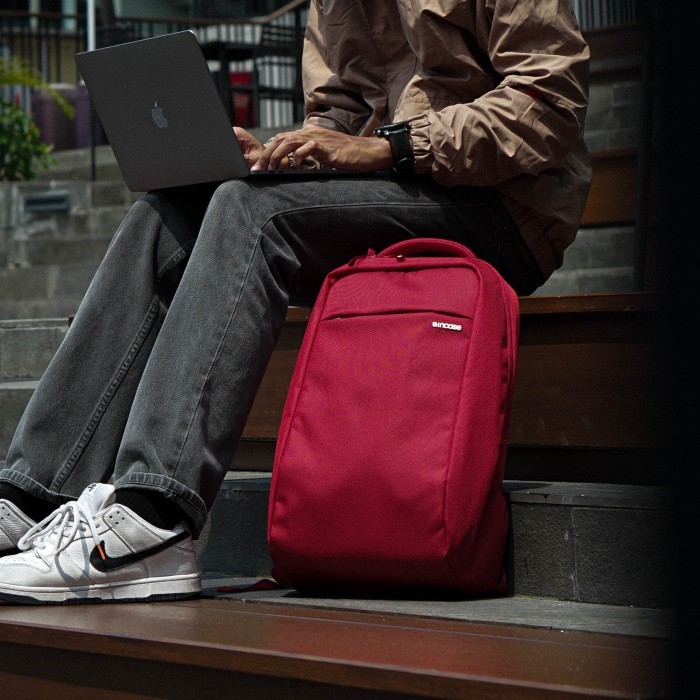 Jual Incase Icon Lite BackPack Black 