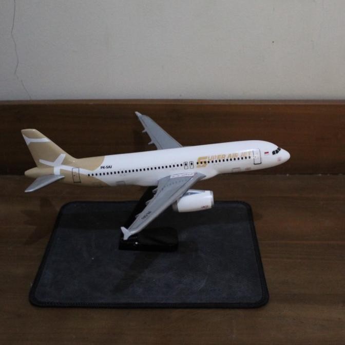 Jual Miniatur Pesawat Super Air Jet Airbus A320-200 | Shopee Indonesia