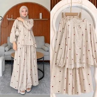 Dara One Set Blouse Tangan Karet dan  Kulot Rayon Wanita Nyaman Cantik Kekinian Busui Friendly