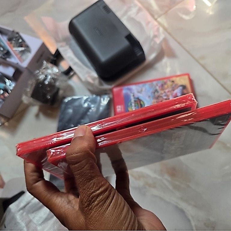 Jual nintendo switch 2 fullset ORI +game fisik+gamedgital | Shopee ...