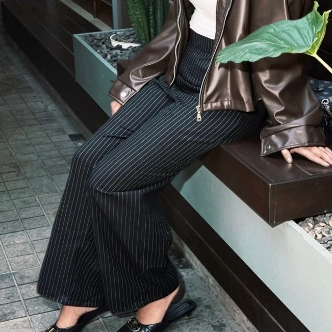 Celana Highwaist Pinstripe Trousers Hitam / Celana Kulot Panjang Garis Salur Wanita Premium / nyaman dipakai, model haighwaist
