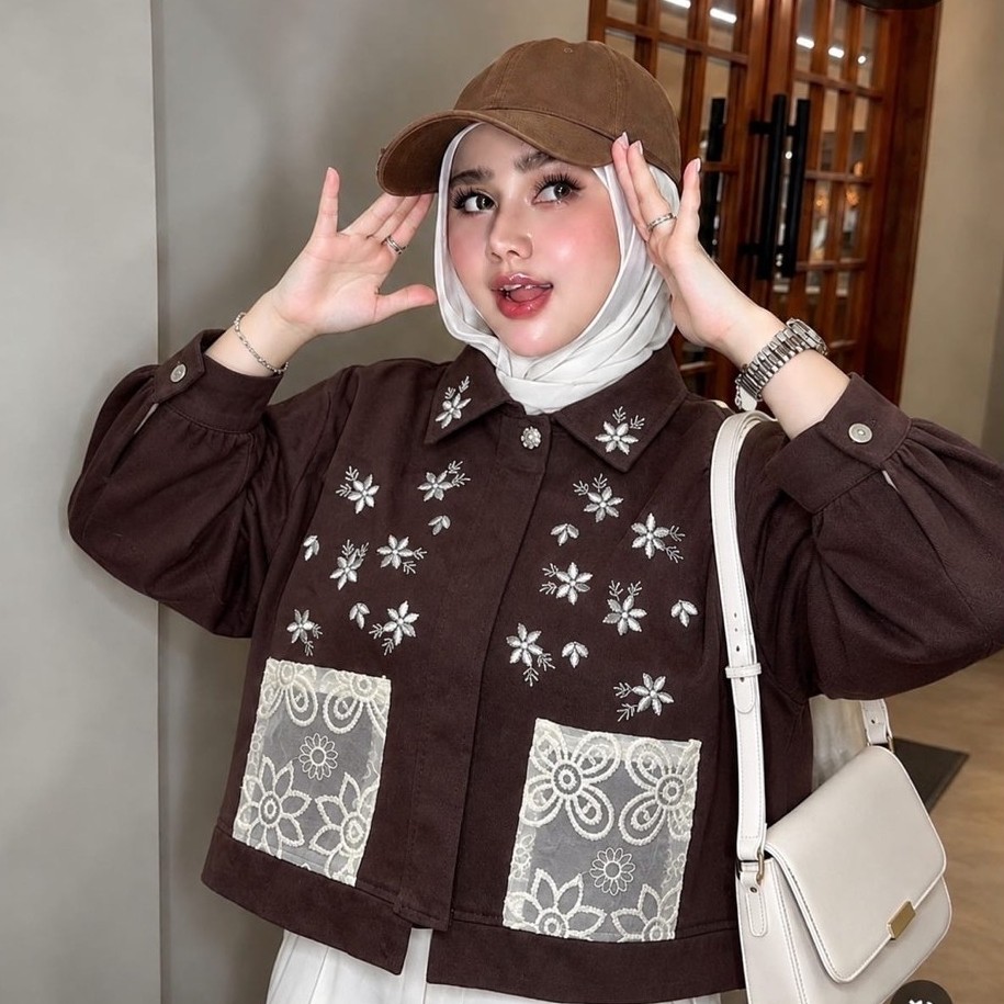 EXTU Heritage Blouse - Atasan Blouse Wanita Butikelsa foto 4