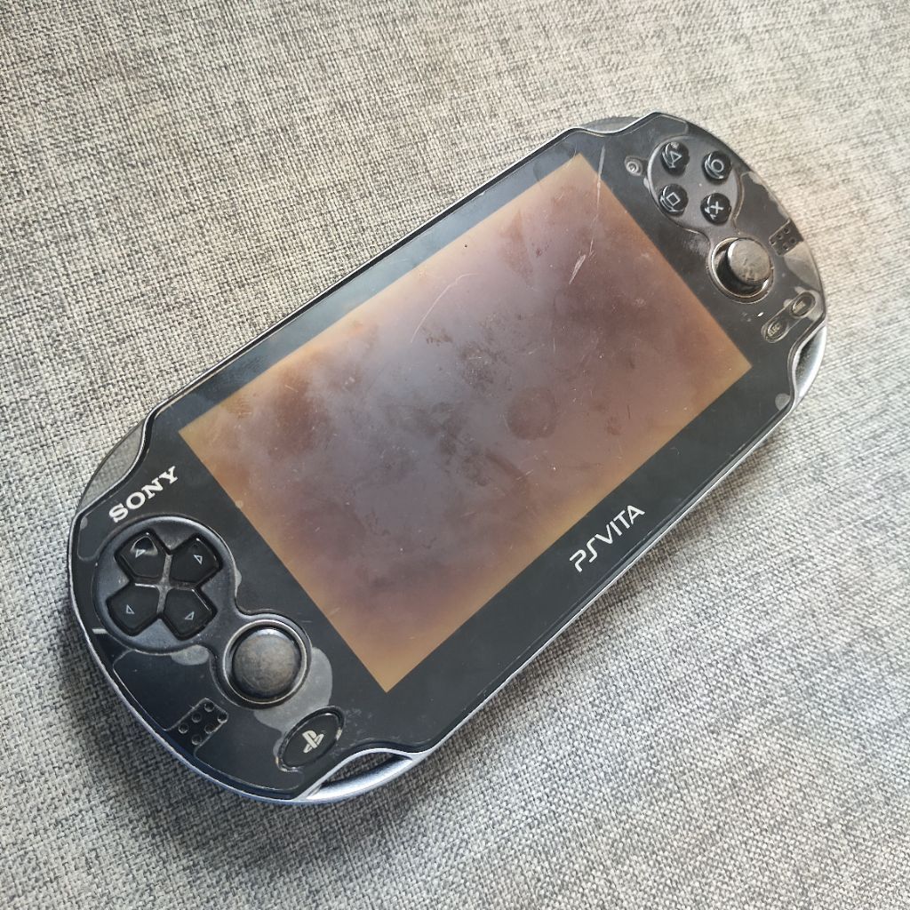 Jual sony ps vita pch 1000 fat hitam | Shopee Indonesia