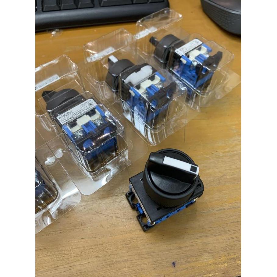 Jual Selector Switch AR22PR-320B FUJI ELECTRIC BEST SELLER | Shopee ...