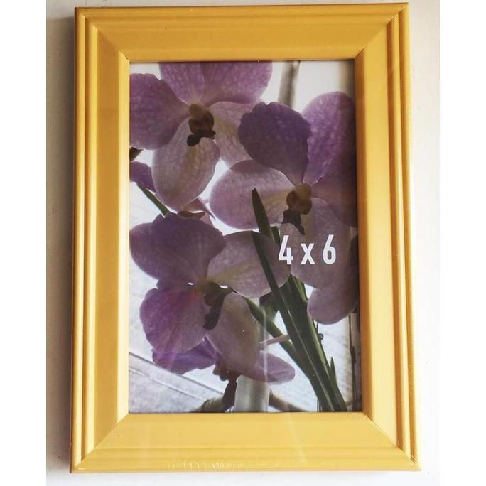 Jual Photo Frame Kayu / Pigura Foto ukuran 4R Kuning Pastel Kuning Muda ...