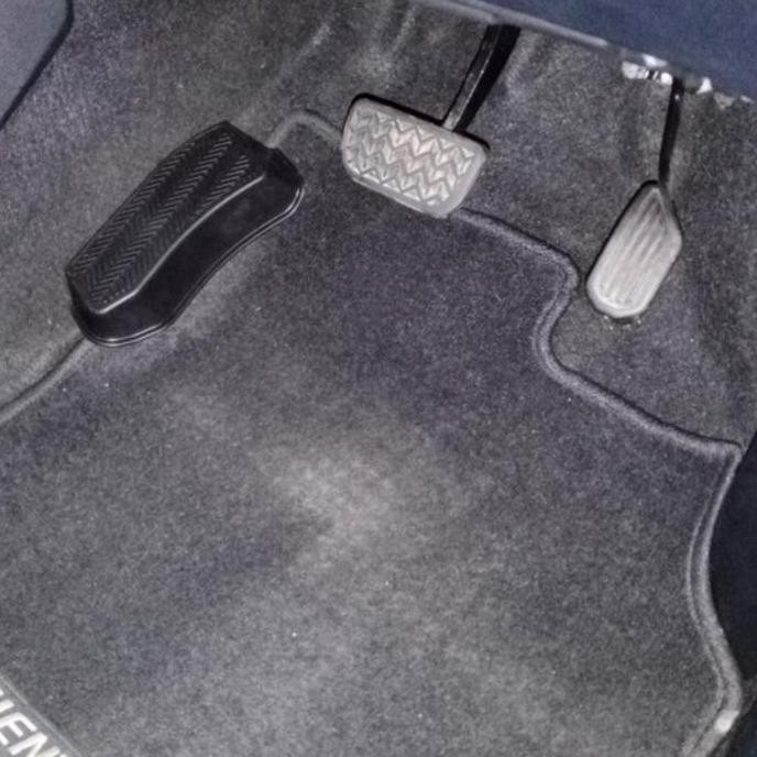 Jual TEMPAT TATAKAN SENDERAN KAKI FOOT REST MATIC INNOVA FORTUNER HILUX ...