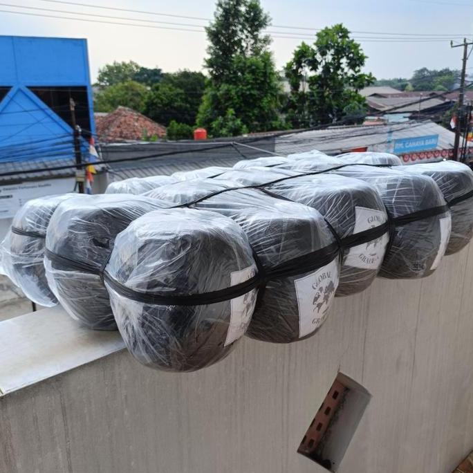 Jual Promo (1 Ball 15 Gulung) Tali Rafia 1 Kg | Tali Rapia Hitam 1 Kg ...