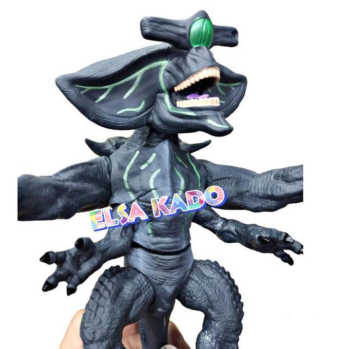 Jual Scunner Kaiju Monster Pasific Rim Action Figure 22cm Vinyl Hard ...