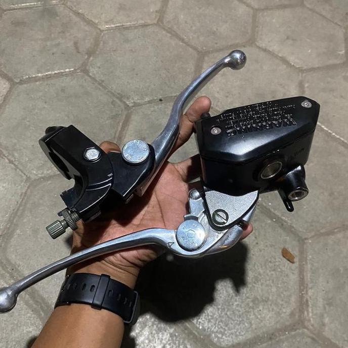 Jual MASTER REM R6 IMPORT KANAN KIRI MOTOR KENDARAAN ORIGINAL DAN ...