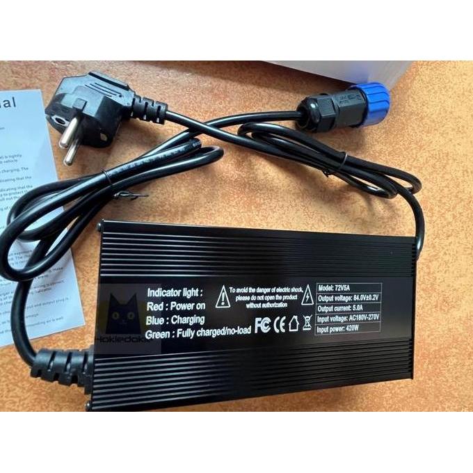 Jual Charger FOX R S Gesits 72v 5A Standar slow charging | Shopee Indonesia