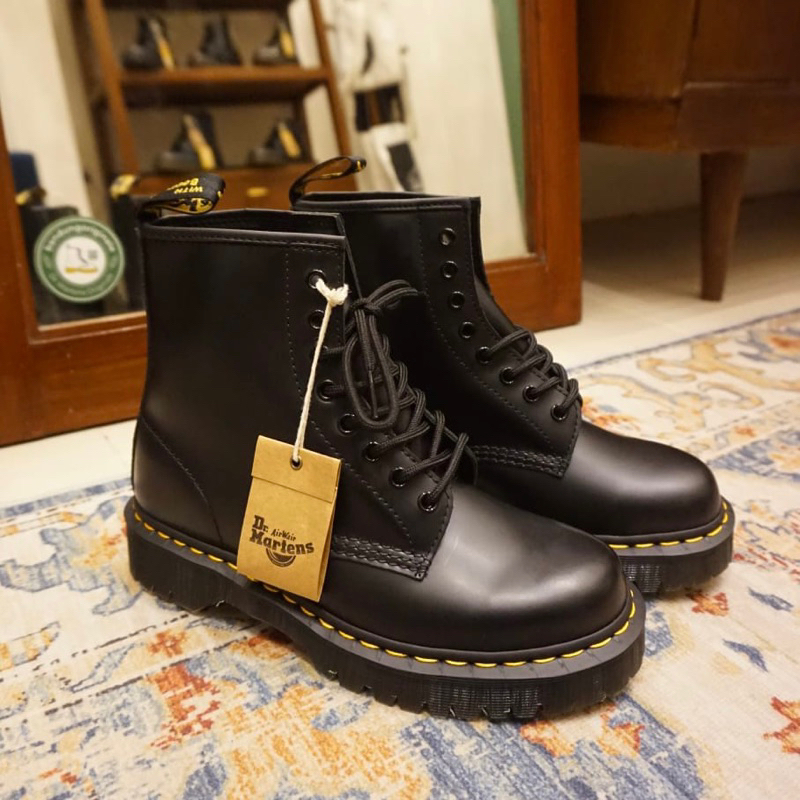 dr martens 1460 harga