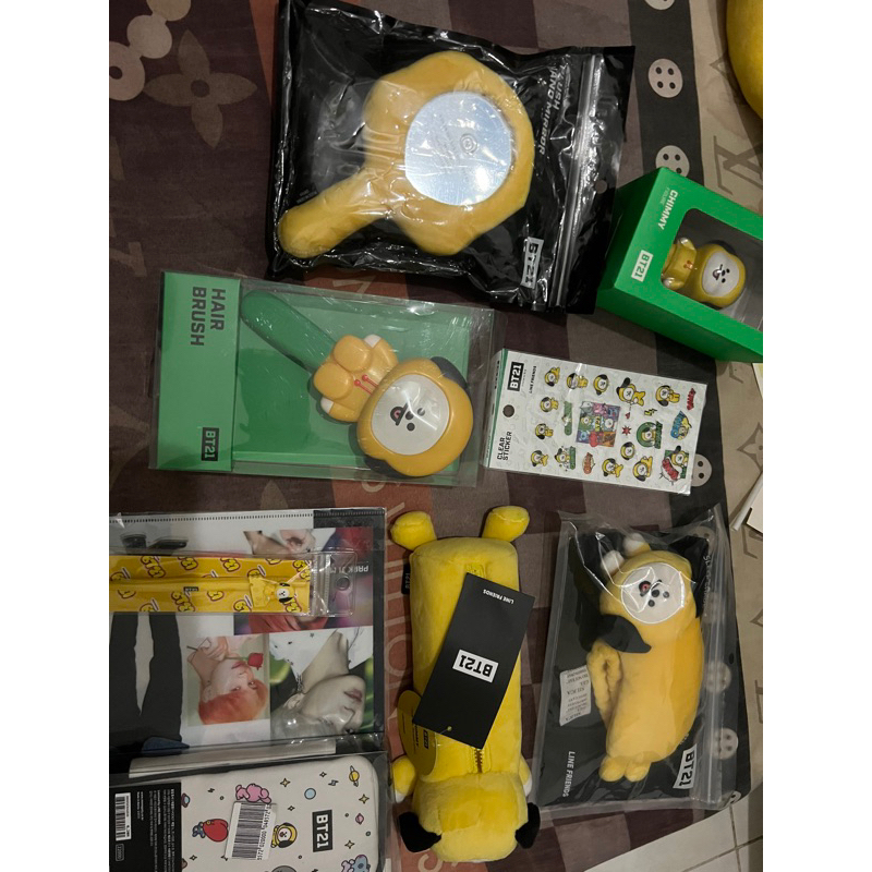 Jual chimmy bt21 bts jimin hair brush plush hand mirror pocket line ...