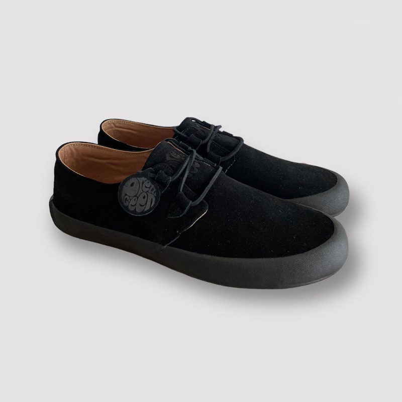 Pretty green flat seam hot sale shoes