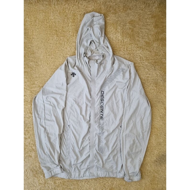 Descente running jacket sz XL