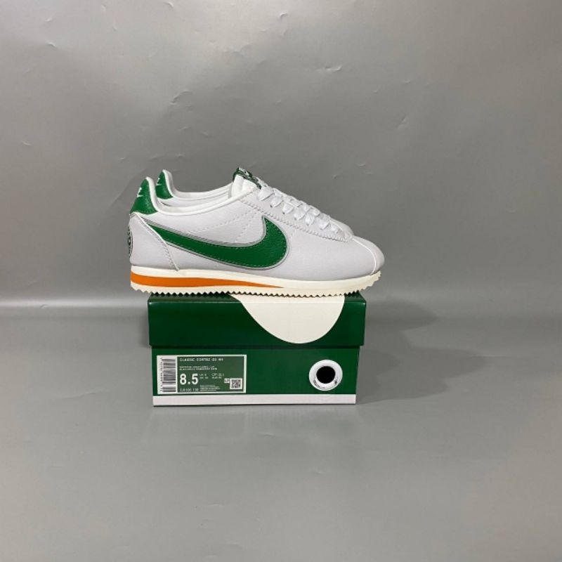 harga nike cortez stranger things