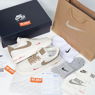 NIKE AIR FORCE 1 UPSTEP LOTC QS 難し 24cm 