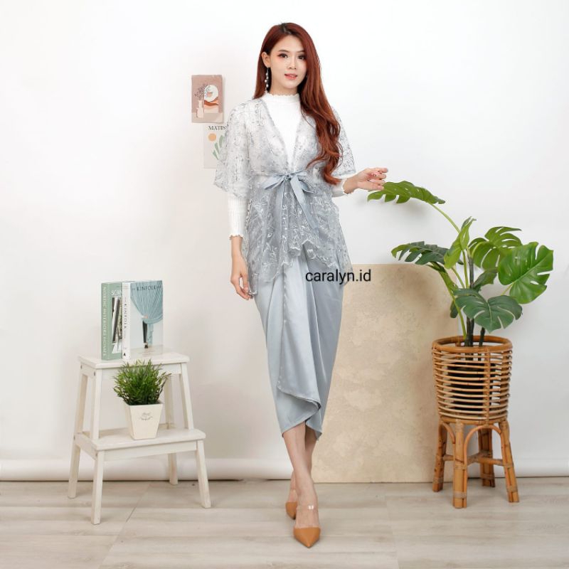 Jual KEBAYA OUTER GENDHIS KEBAYA SET OUTER DAN ROK LILIT | Shopee Indonesia