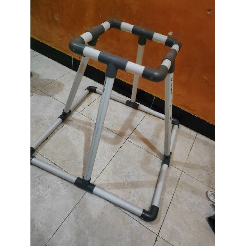 Jual Alat Bantu Jalan Bayi Baby Walker Berbahan Pipa Pvc Inc Packing Bumble Wrap