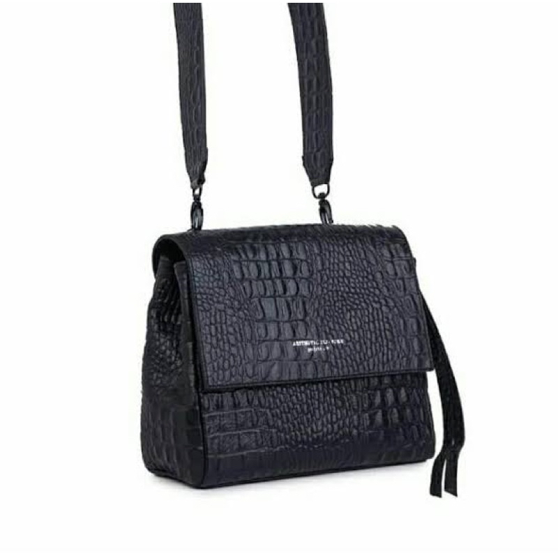 Jual mini cassels croc black ( sling bag ) Aesthetic Pleasure