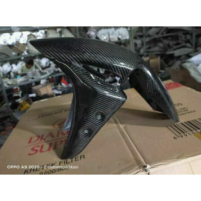 Jual Spakbor depan bahan karbon kevlar dan karbon forged model r1 ...