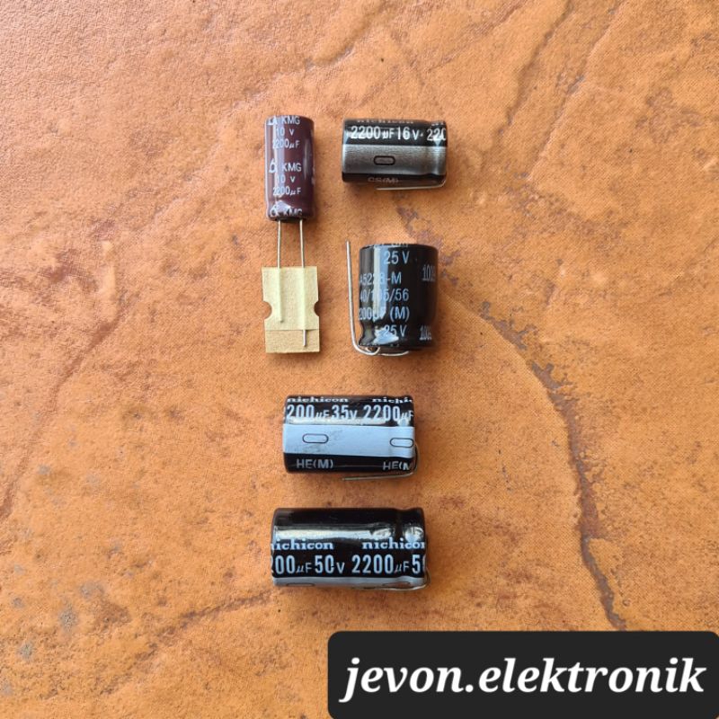 10 X CONDENSATORE Elettrolitico ELNA 2200 UF 50V RoHS (no - Foto 5