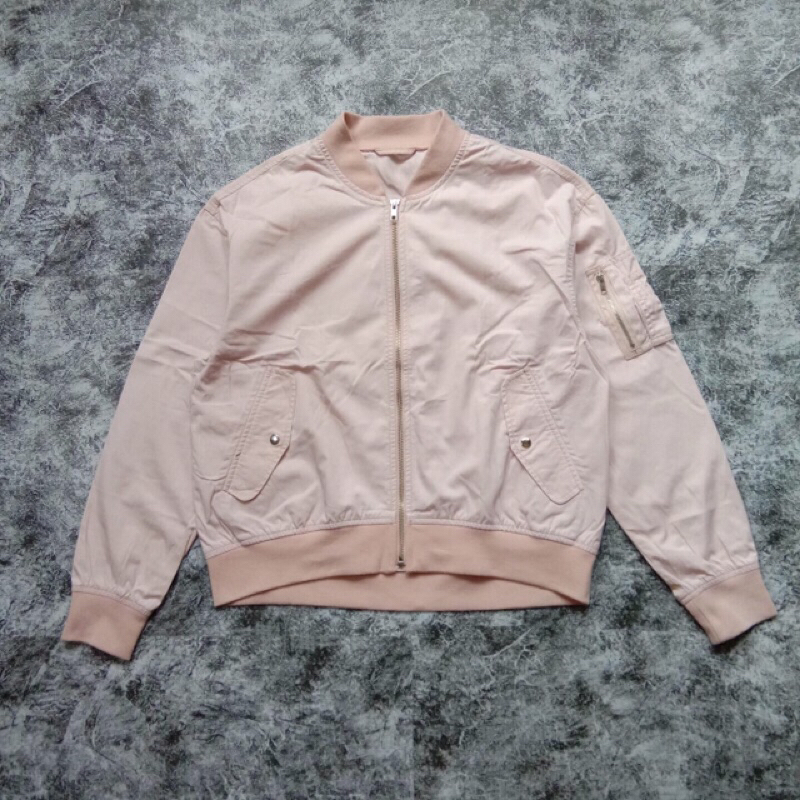 Jual Uniqlo Bomber Jacket Shopee Indonesia