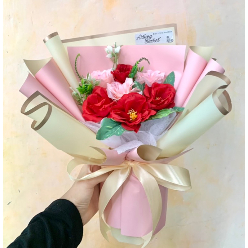 Jual Buket Bunga / Bouquet Bunga / Buket Bunga lampu/ Bouquet Wisuda