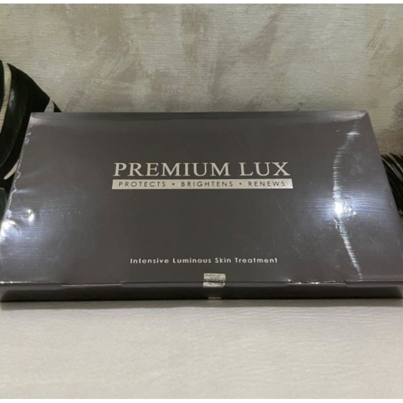 Jual PREMIUM LUX INFUS WHITENING | Shopee Indonesia