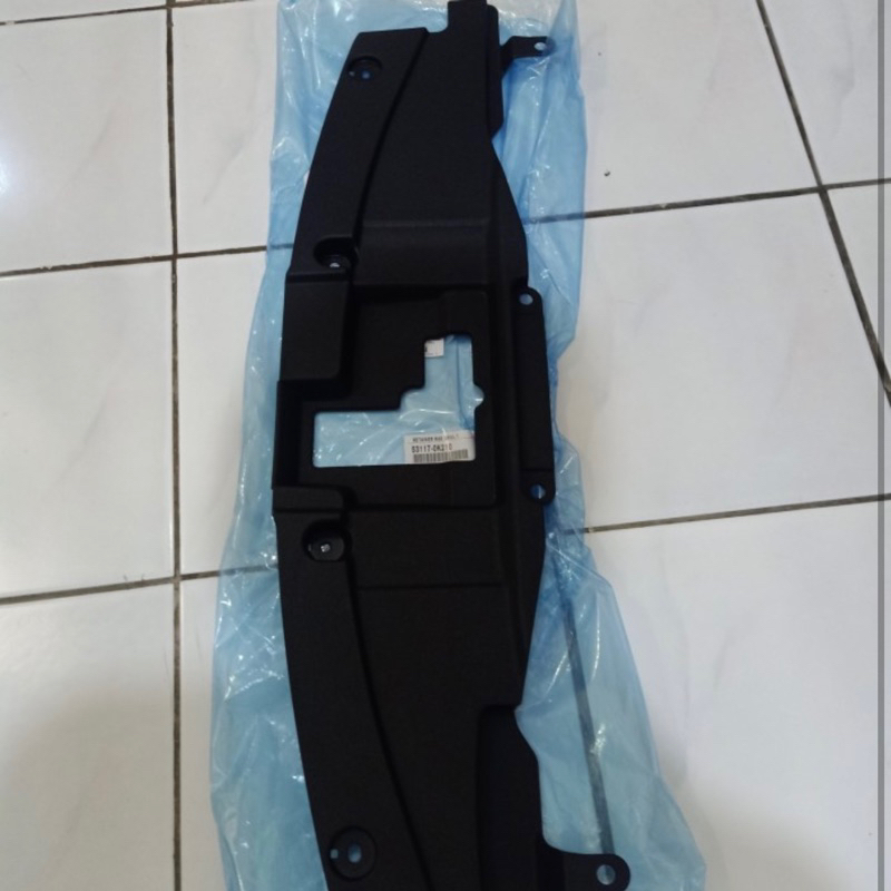 Jual Cover atas grill radiator fortuner 2021/2022 original | Shopee ...
