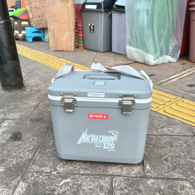 Jual LION STAR - Cooler Box / Marina Box / Marina Cooler 6S-12S-18S-24S ...
