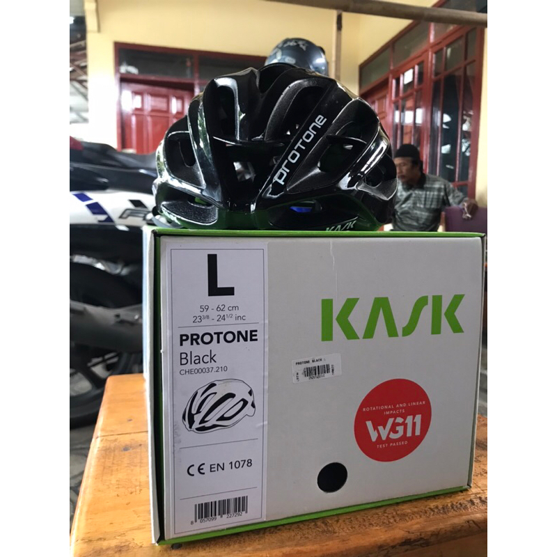 Jual Helm KASK PROTONE Original Shopee Indonesia