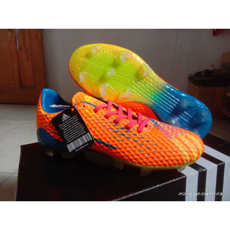 Jual sepatu bola anak adidas-sepatu bola adidas-sepatu olahraga