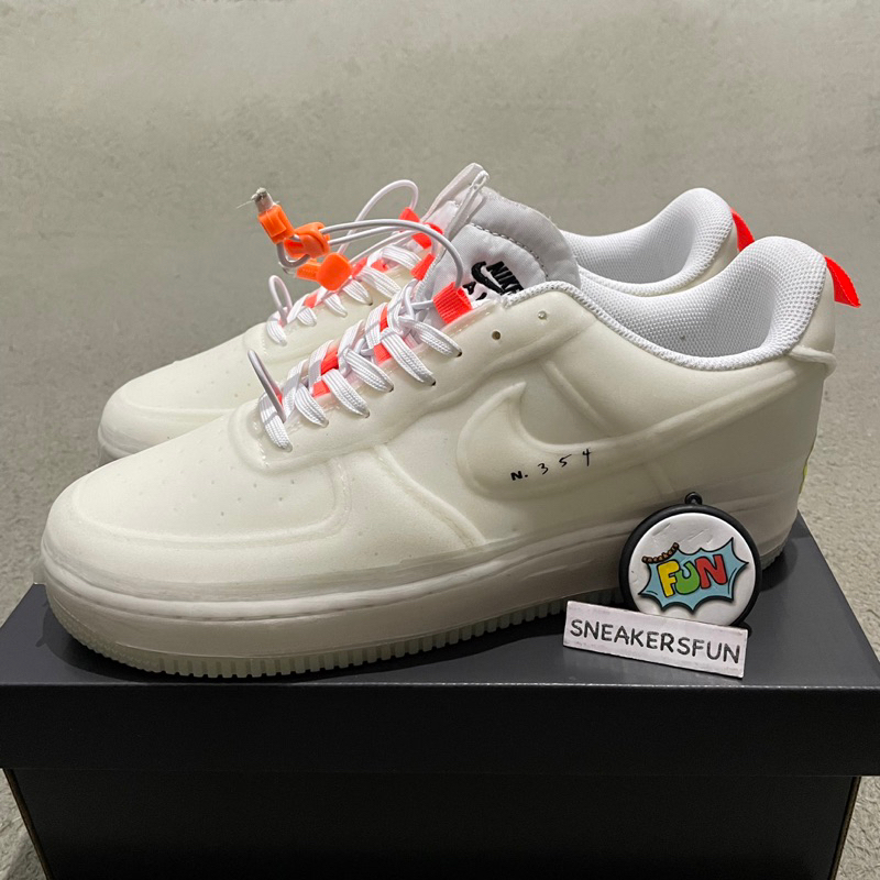 white sail tear air force 1
