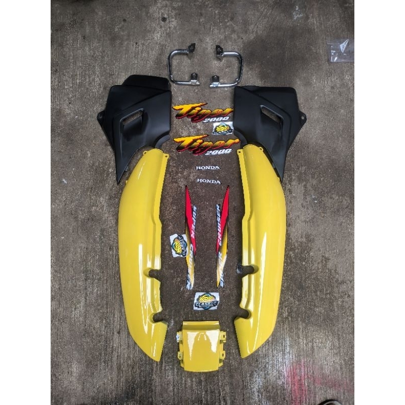 Jual BODY TIGER LAWAS TILAS SET TUTUP AKI WARNA KUNING DAN STRIPING