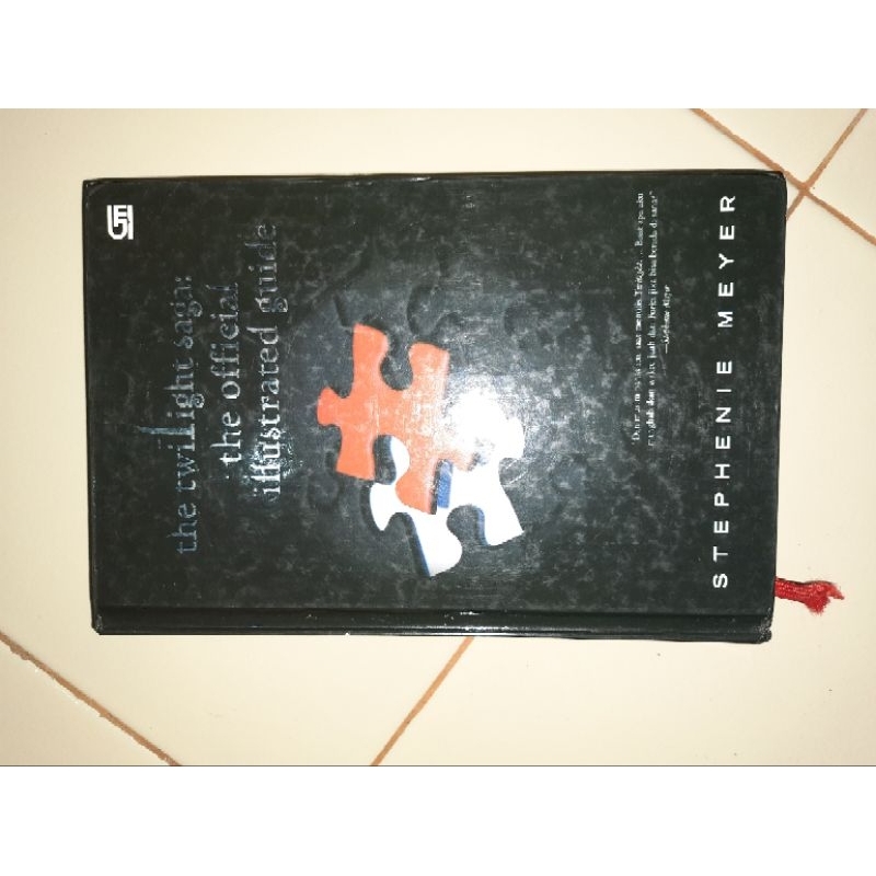 Jual buku twilight official illustrated guide | Shopee Indonesia