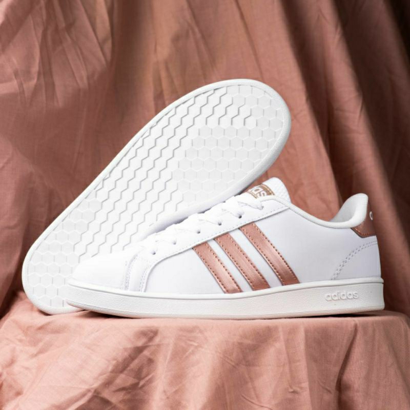 Jual ADIDAS GRAND COURT WHITE ROSHE GOLD | Shopee Indonesia