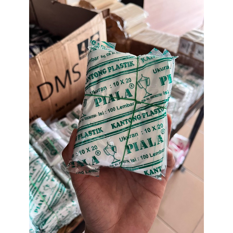 jual-plastik-piala-10x20-shopee-indonesia