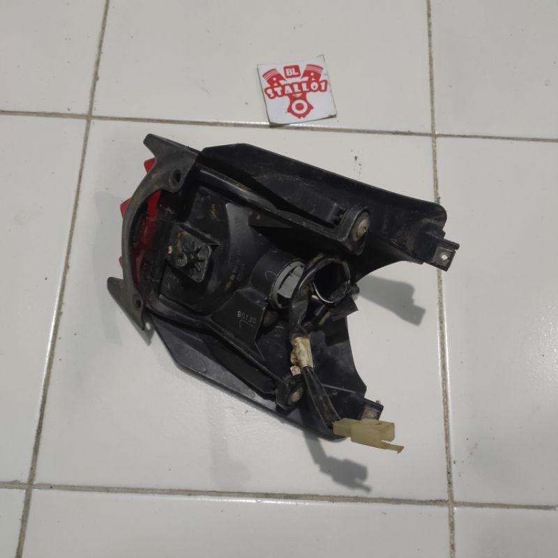 Jual Lampu belakang Suzuki GSX 150 R atau S dan braket cover lampu rem ...