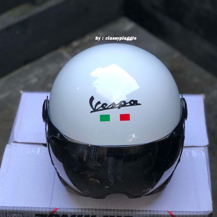 Jual Helm Vespa Retro Italy Special Edition + Visor | Shopee Indonesia