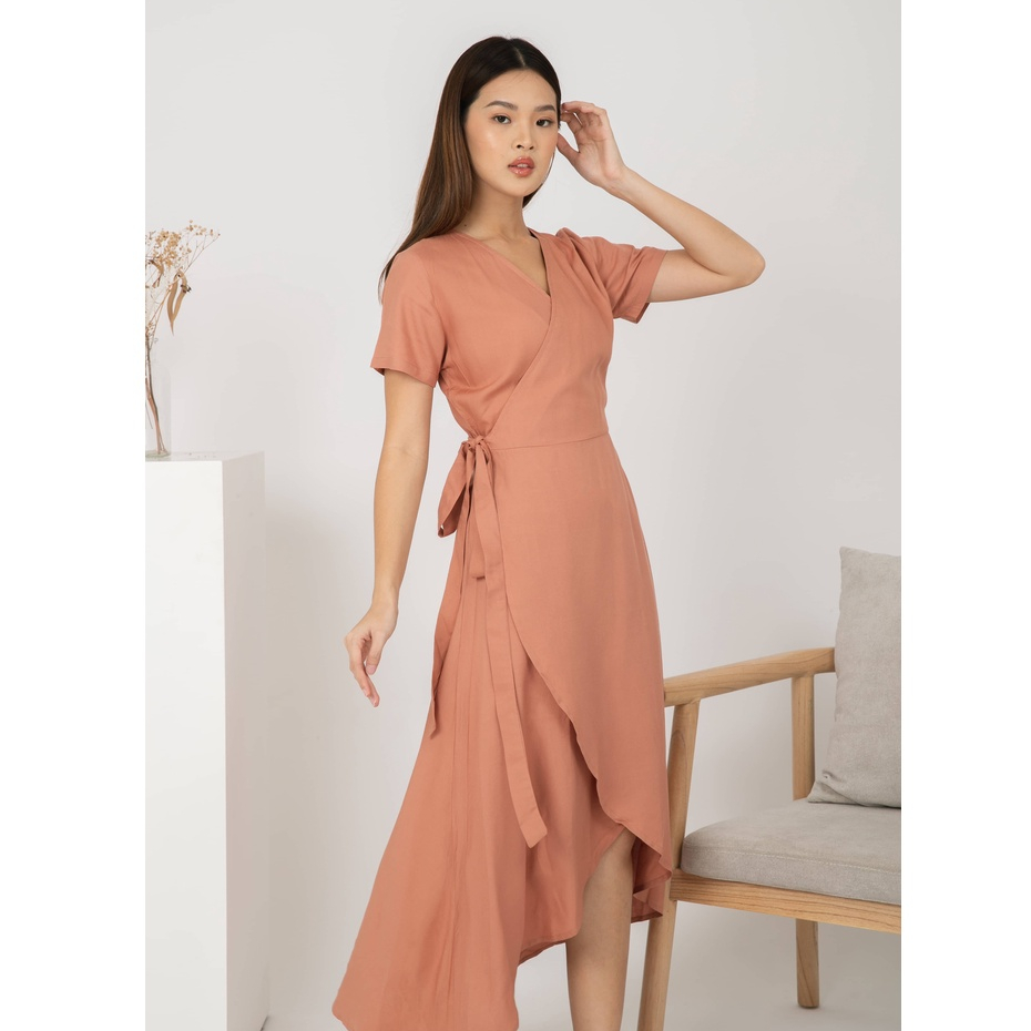 Jual Ms Daisy River overlap maxi dress with adjustable tie Shopee